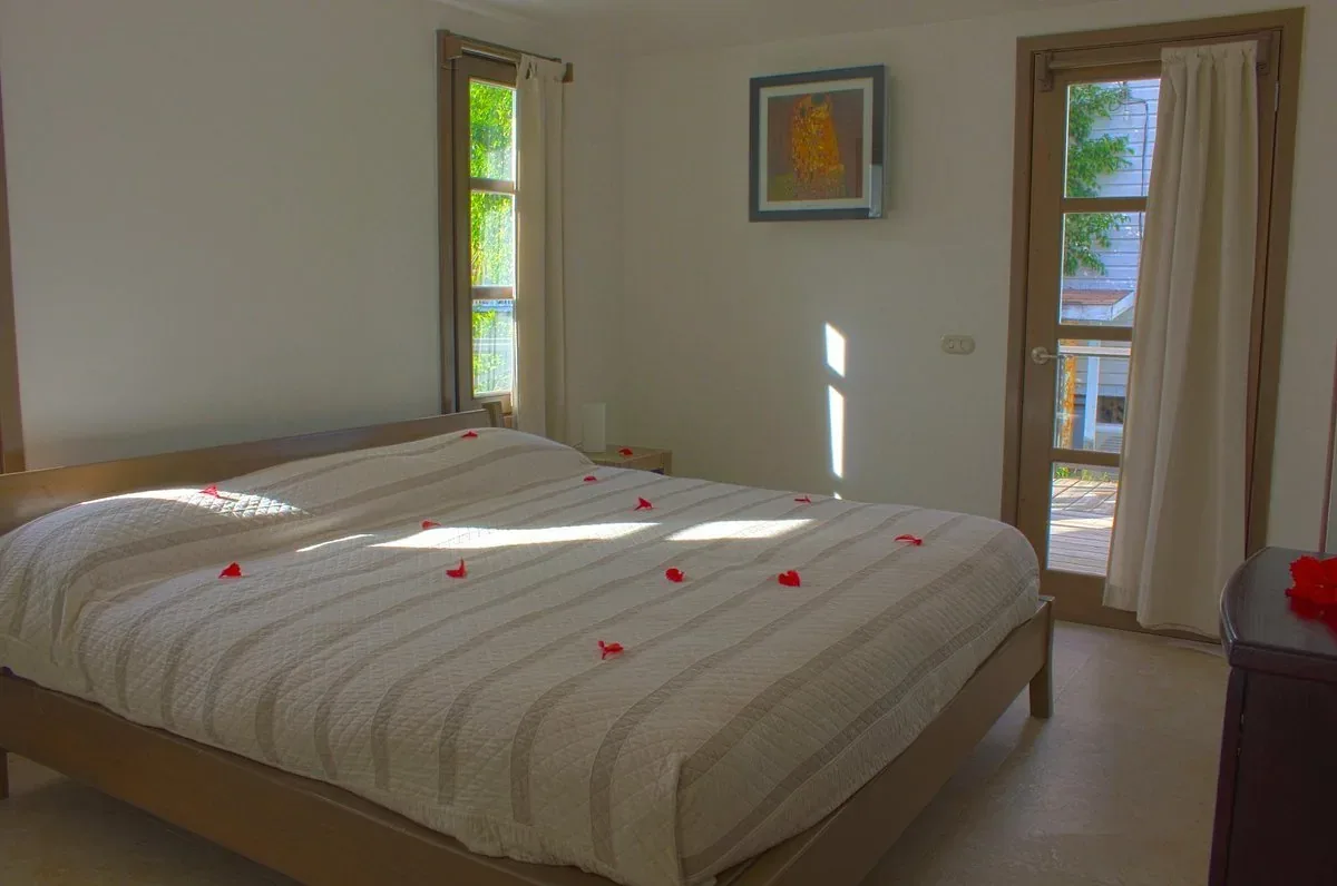 Henry Morgan Beach Resort