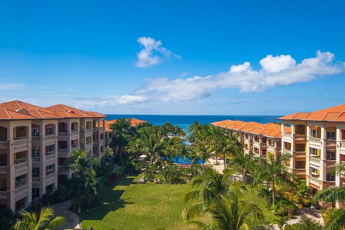 Infinity Bay Spa & Beach Resort