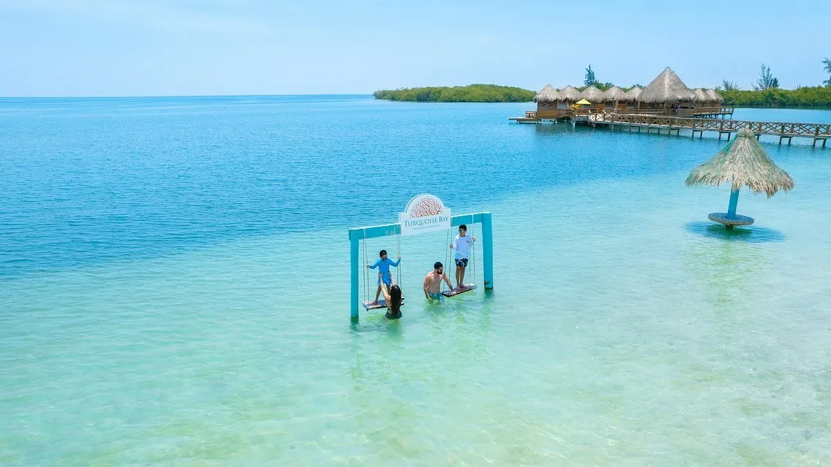 Turquoise Bay Dive & Beach Resort