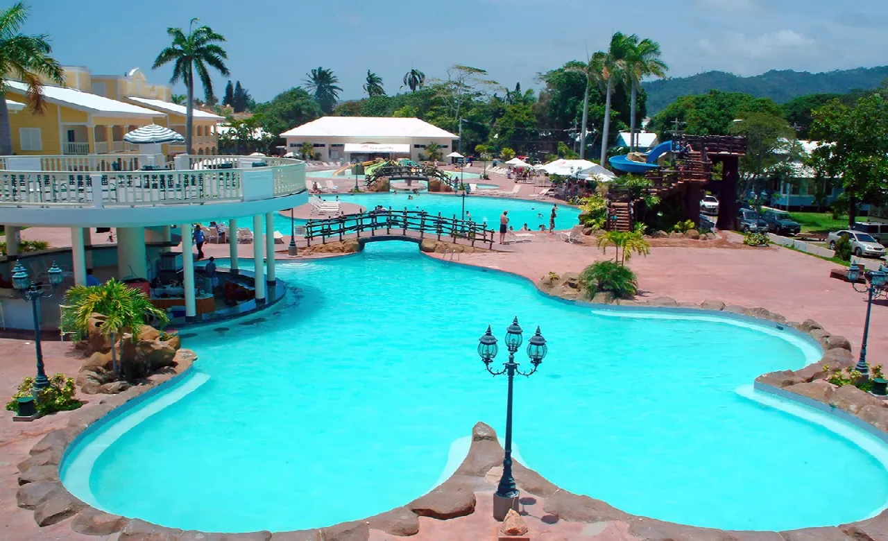 Telamar Resort