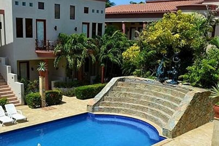 Las Sirenas Hotel – Ferry